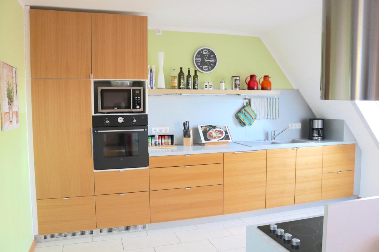 Seedorf  Familienfreundliche Ferienwohnung Am Reuterteich מראה חיצוני תמונה